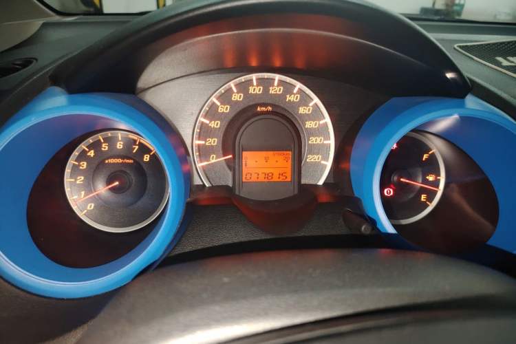Used Honda Fit 2011 1.3L manual Comfort version Odometer Close Up