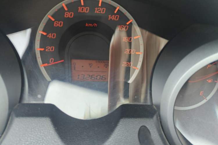 Used Honda Fit 2011 1.3L automatic comfort version Odometer Close Up