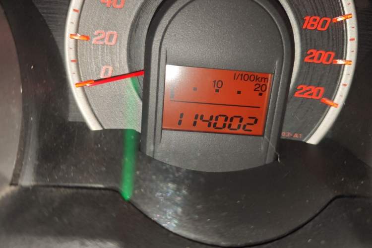 Used Honda Fit 2011 1.5L Automatic Luxury Edition Odometer Close Up