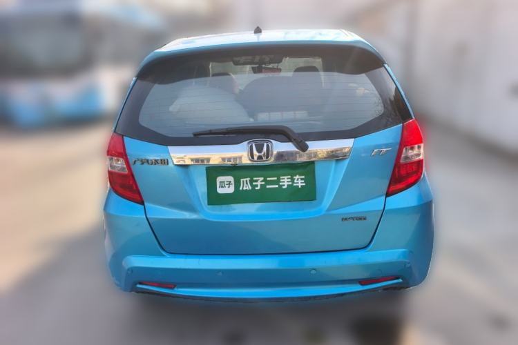 Used Honda Fit 2011 1.5L automatic panoramic sunroof version Rear
