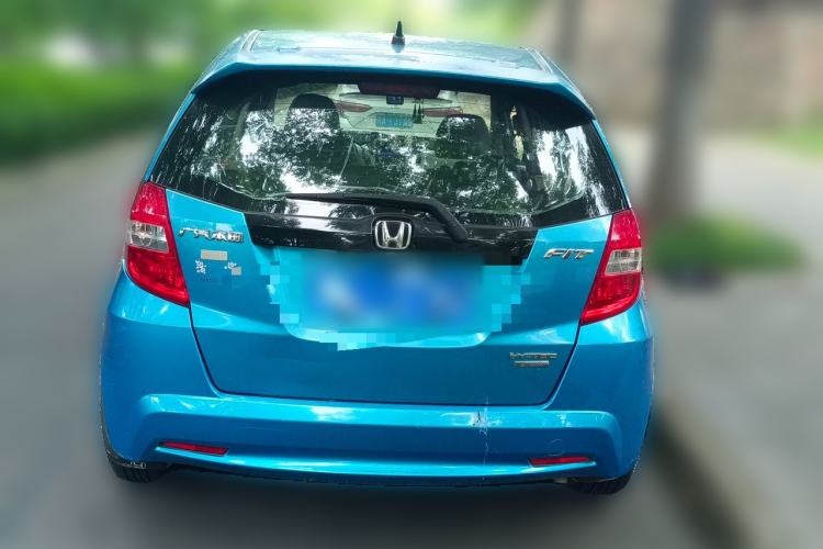 Used Honda Fit 2011 1.3L manual Comfort version Rear