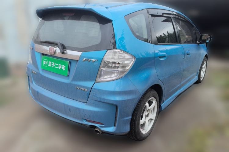 Used Honda Fit 2011 1.5L automatic panoramic sunroof version Rear Right 45 Deg