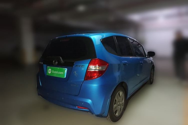 Used Honda Fit 2011 1.3L automatic comfort version Rear Right 45 Deg
