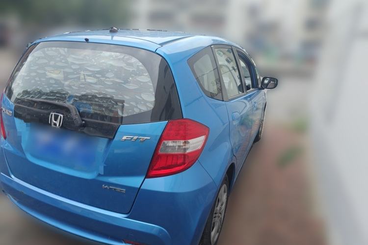 Used Honda Fit 2011 1.3L automatic comfort version Rear Right 45 Deg