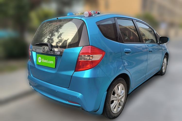Used Honda Fit 2011 1.5L Automatic Luxury Edition Rear Right 45 Deg
