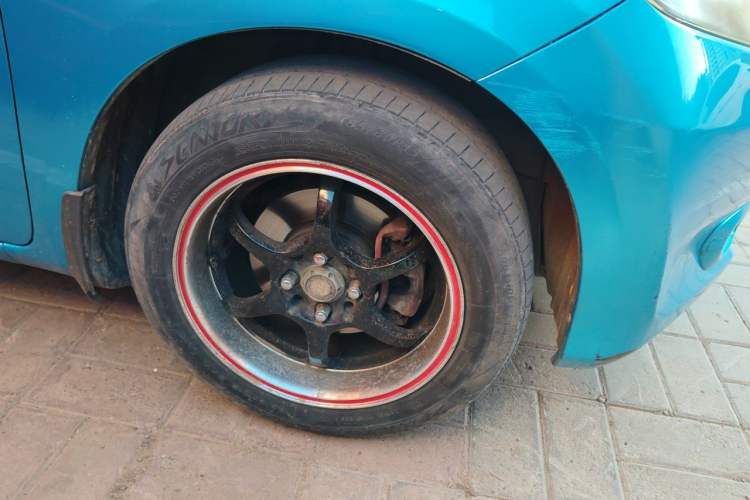 Used Honda Fit 2011 1.3L manual Comfort version Right Front Wheel Hub