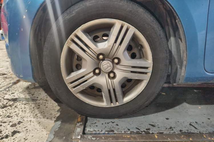 Used Honda Fit 2011 1.3L manual Comfort version Right Front Wheel Hub
