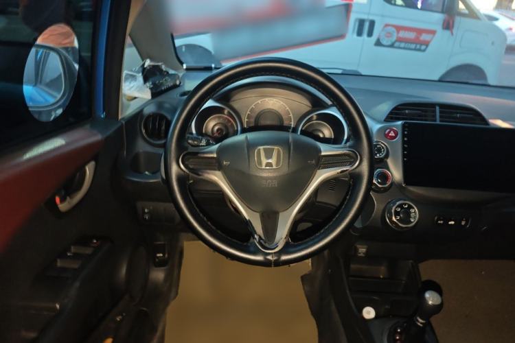 Used Honda Fit 2011 1.3L manual Comfort version Steering Wheel