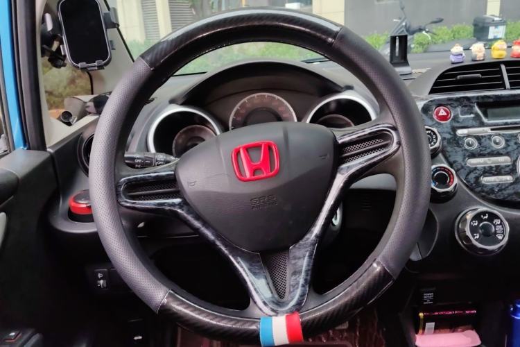 Used Honda Fit 2011 1.3L automatic comfort version Steering Wheel