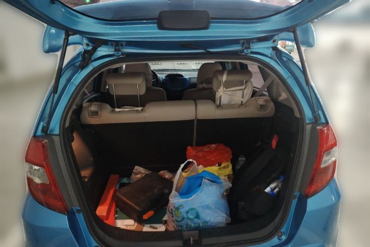 Used Honda Fit 2011 1.3L manual Comfort version Trunk
