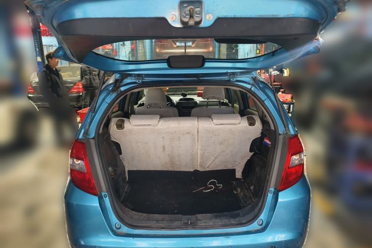 Used Honda Fit 2011 1.3L manual Comfort version Trunk