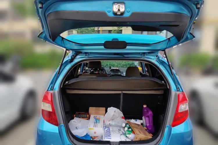 Used Honda Fit 2011 1.3L automatic comfort version Trunk