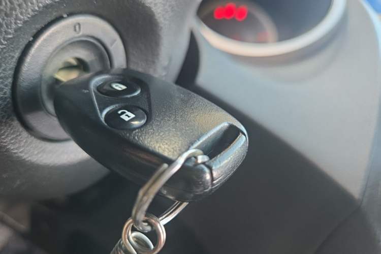 Used Honda Fit 2011 1.3L automatic comfort version Vehicle Key