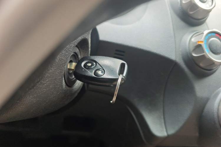 Used Honda Fit 2011 1.3L automatic comfort version Vehicle Key