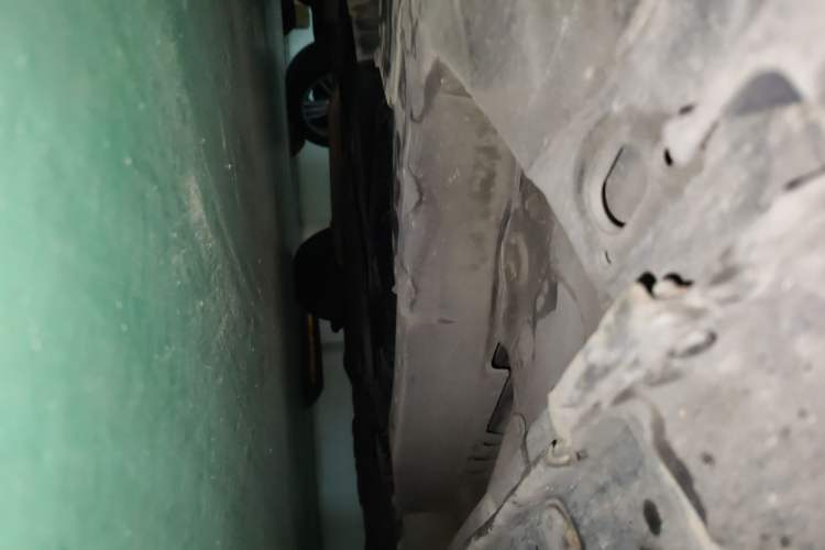 Used Honda Fit 2011 1.3L automatic comfort version Chassis Front Left