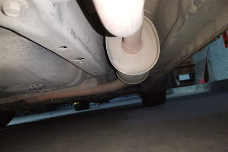 Used Honda Fit 2011 1.3L manual Comfort version Chassis Front Right