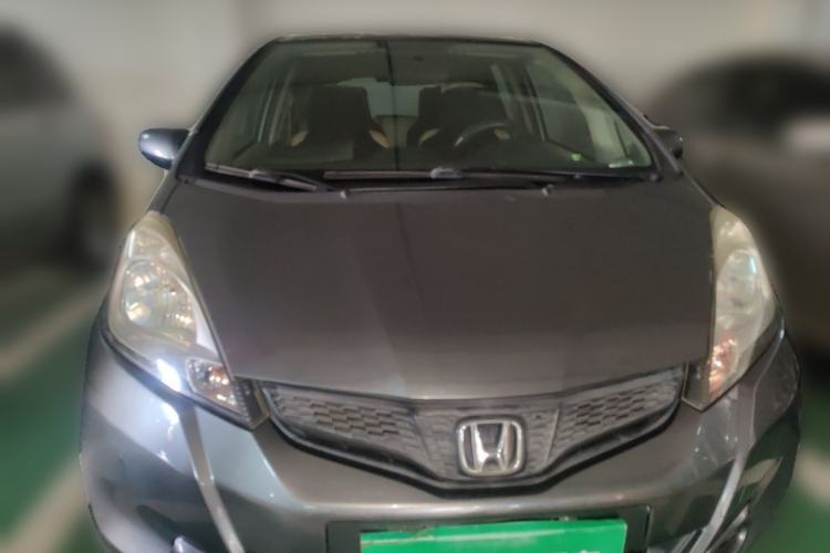 Used Honda Fit 2011 1.3L automatic comfort version Front