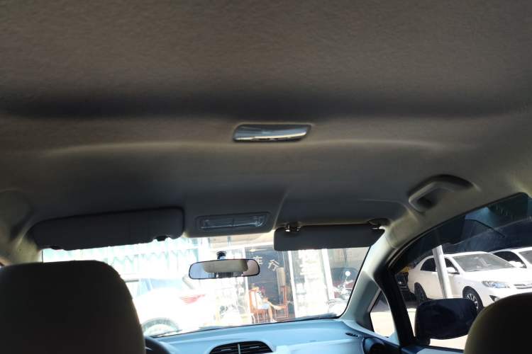 Used Honda Fit 2011 1.3L manual Comfort version Headliner