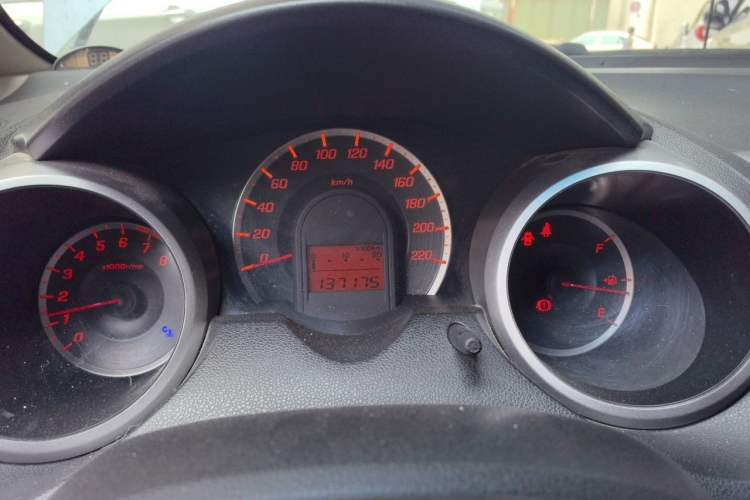 Used Honda Fit 2011 1.3L manual Comfort version Instrument Cluster