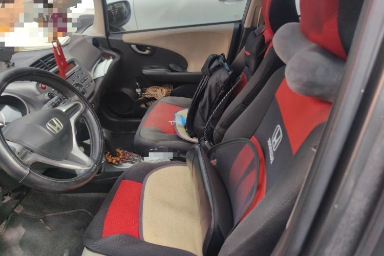 Used Honda Fit 2011 1.5L Automatic Luxury Edition Left Front Seat