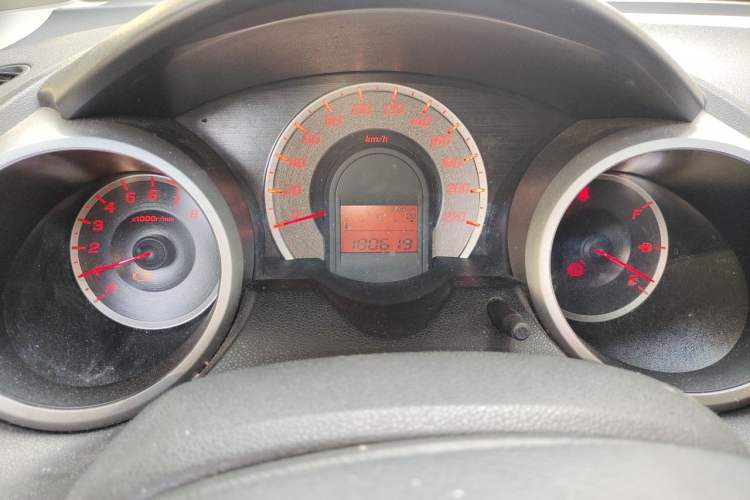 Used Honda Fit 2011 1.3L automatic comfort version Odometer Close Up