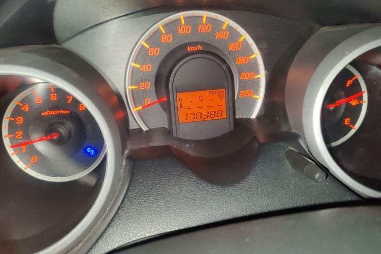 Used Honda Fit 2011 1.3L automatic comfort version Odometer Close Up