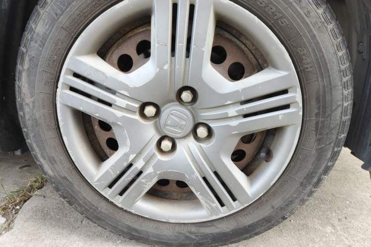 Used Honda Fit 2011 1.3L automatic comfort version Right Front Wheel Hub