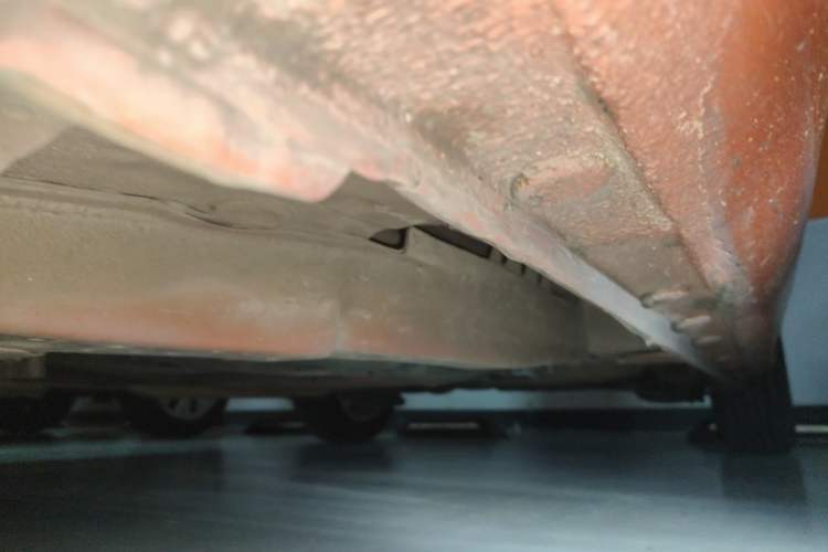 Used Honda Fit 2011 1.3L automatic comfort version Chassis Front Left