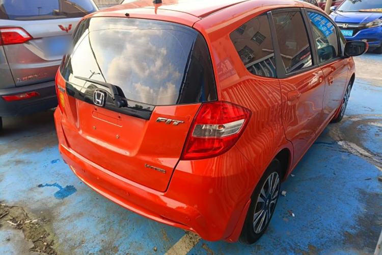 Used Honda Fit 2011 1.3L automatic comfort version Exterior 3
