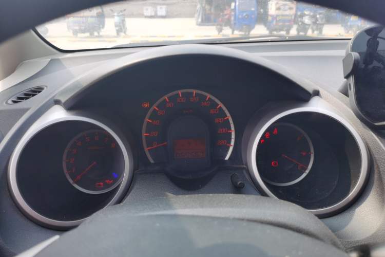 Used Honda Fit 2011 1.3L automatic comfort version Instrument Cluster