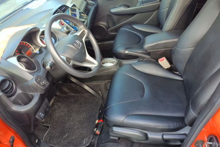 Used Honda Fit 2011 1.3L automatic comfort version Interior 2
