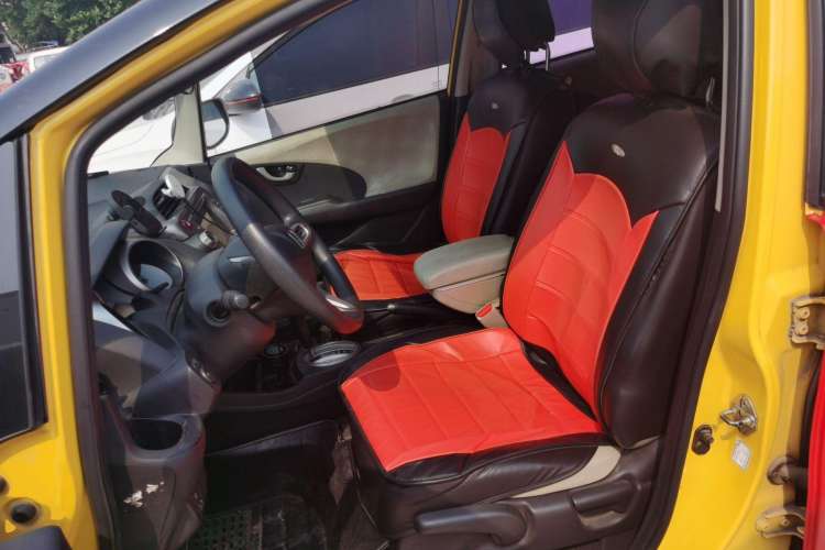 Used Honda Fit 2011 1.3L automatic comfort version Left Front Seat