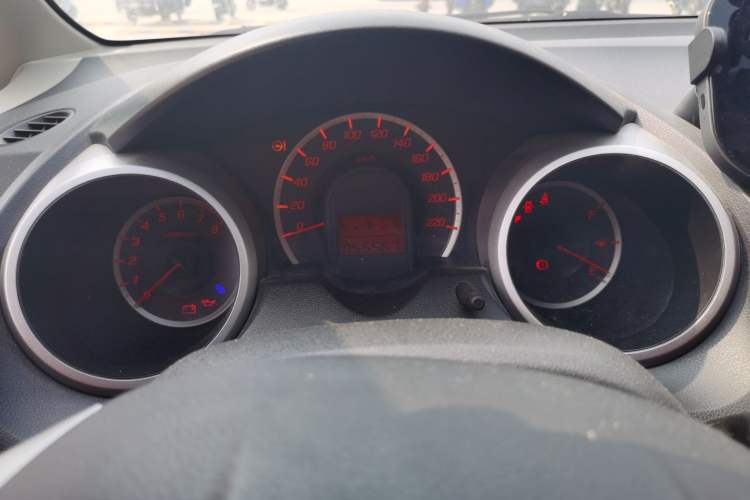 Used Honda Fit 2011 1.3L automatic comfort version Odometer Close Up