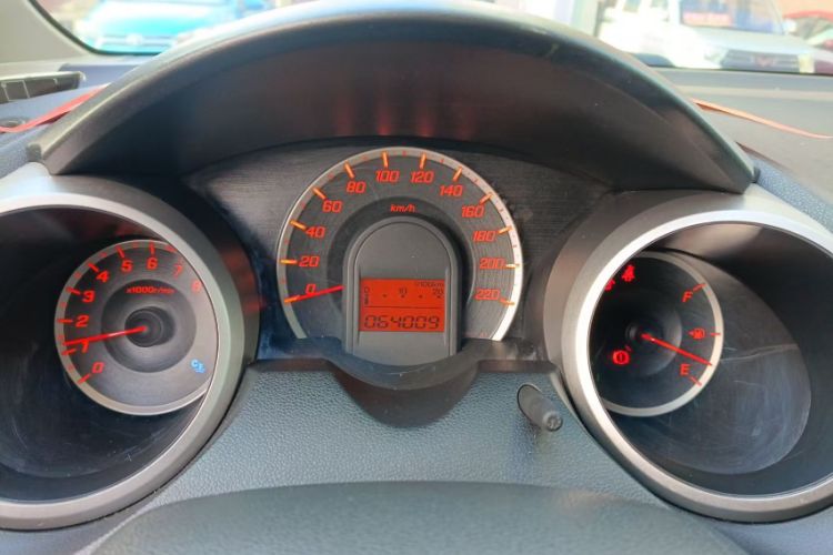 Used Honda Fit 2011 1.3L automatic comfort version Odometer Close Up