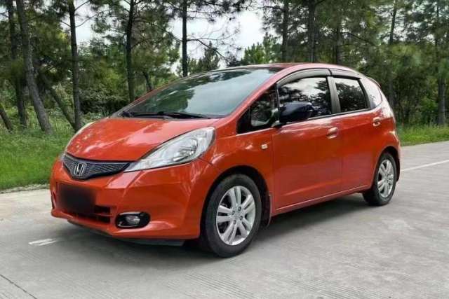 Used Honda Fit 2011 1.3L manual Comfort version