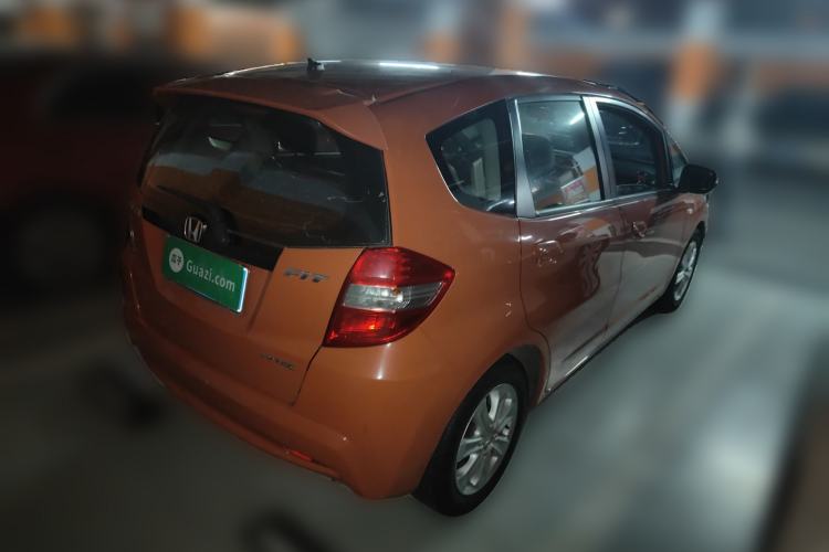 Used Honda Fit 2011 1.3L automatic comfort version Rear Right 45 Deg
