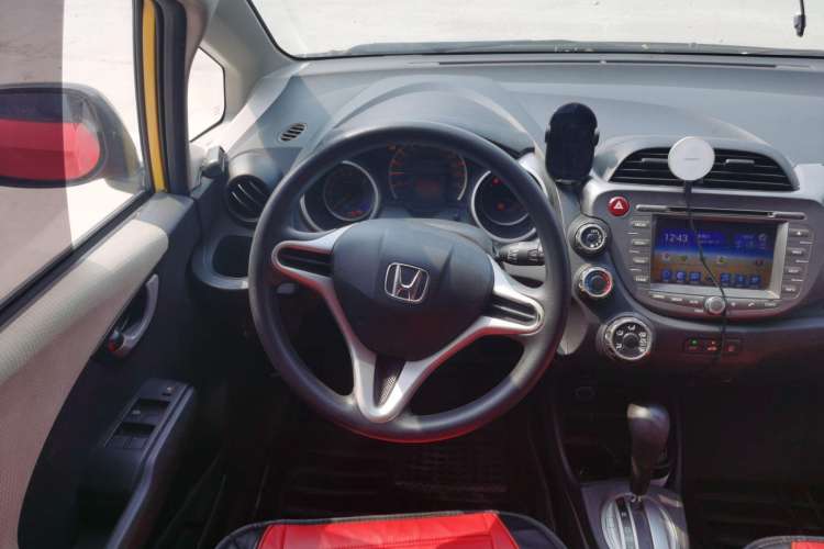 Used Honda Fit 2011 1.3L automatic comfort version Steering Wheel