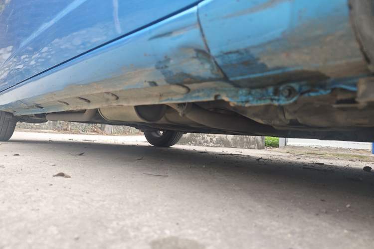 Used Honda Fit 2011 1.3L manual Comfort version Chassis Front Right