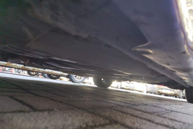 Used Honda Fit 2011 1.3L automatic comfort version Chassis Front Left