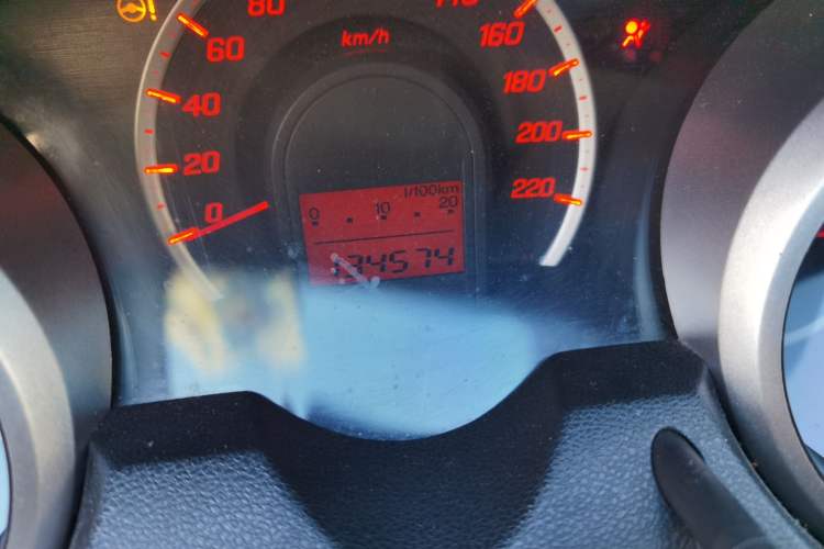 Used Honda Fit 2011 1.3L automatic comfort version Odometer Close Up