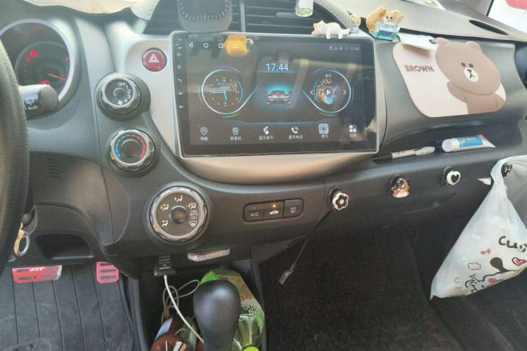 Used Honda Fit 2011 1.3L automatic comfort version Audio And AC Panel