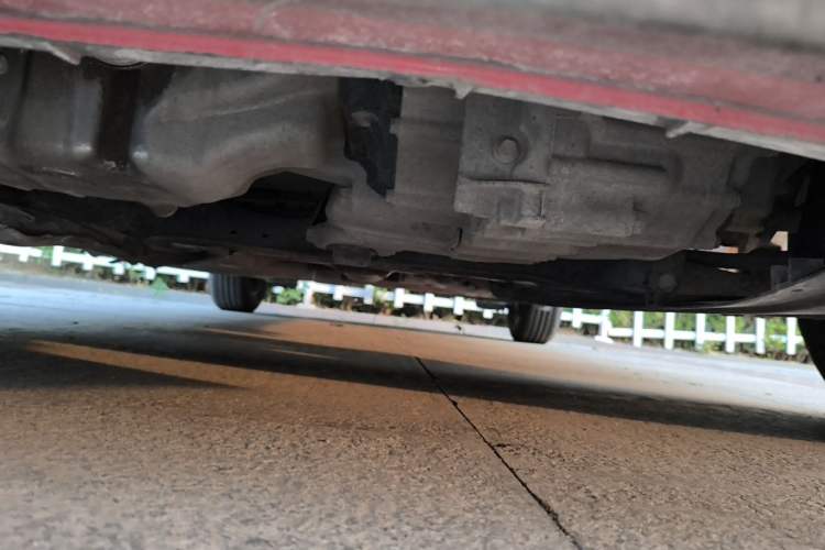 Used Honda Fit 2011 1.3L automatic comfort version Chassis Front