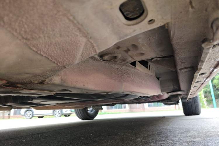 Used Honda Fit 2011 1.3L automatic comfort version Chassis Front Left