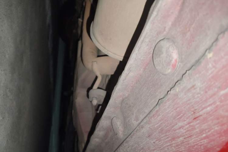 Used Honda Fit 2011 1.3L automatic comfort version Chassis Front Right
