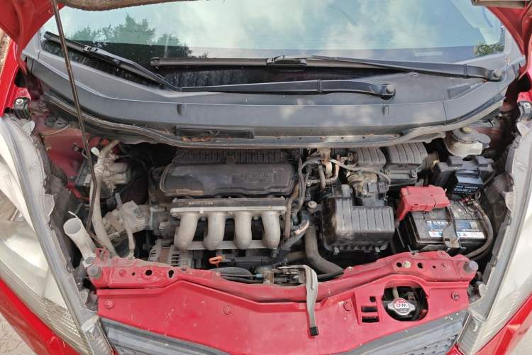 Used Honda Fit 2011 1.3L manual Comfort version Engine Bay