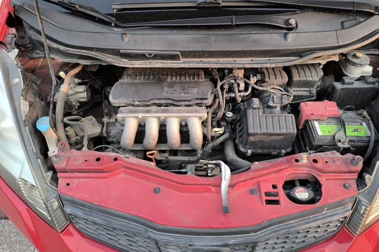 Used Honda Fit 2011 1.3L automatic comfort version Engine Bay