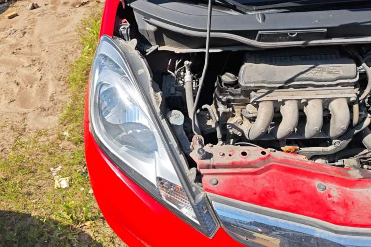 Used Honda Fit 2011 1.5L Automatic Luxury Edition Engine Bay Right