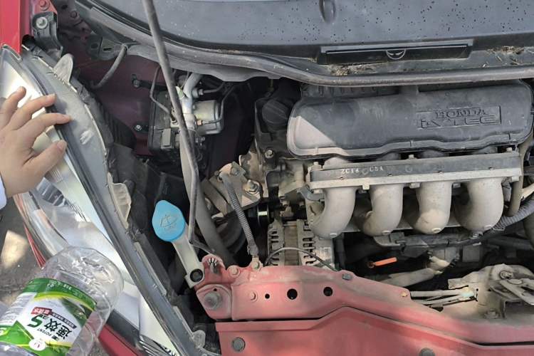 Used Honda Fit 2011 1.5L Automatic Luxury Edition Engine Bay Right