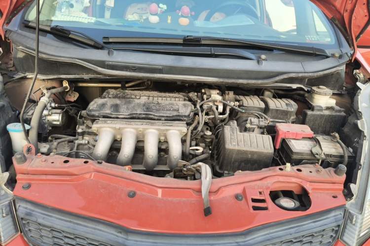 Used Honda Fit 2011 1.3L automatic comfort version Engine Bay