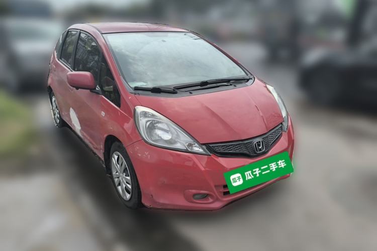 Used Honda Fit 2011 1.3L automatic comfort version Front Right 45 Deg